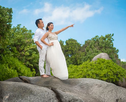 Exited wedding couple Exited wedding couple